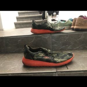 Camo running shoes